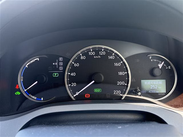 Lexus CT200h