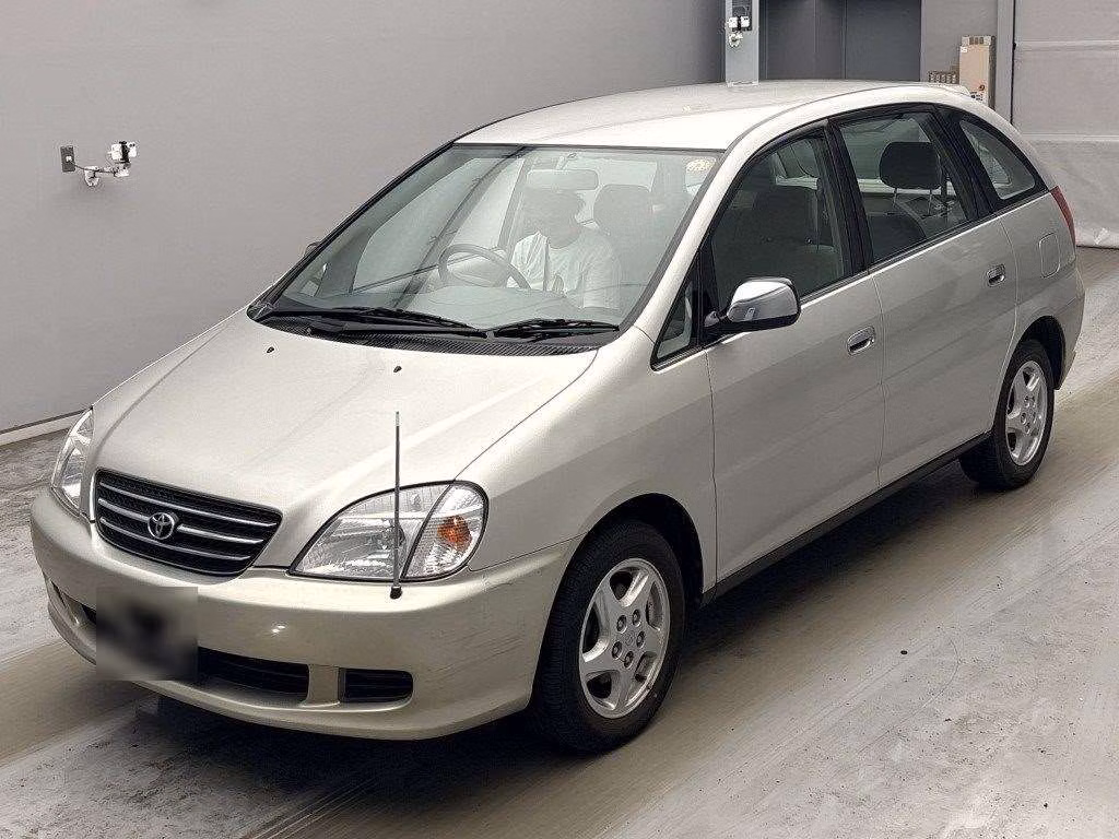 TOYOTA NADIA