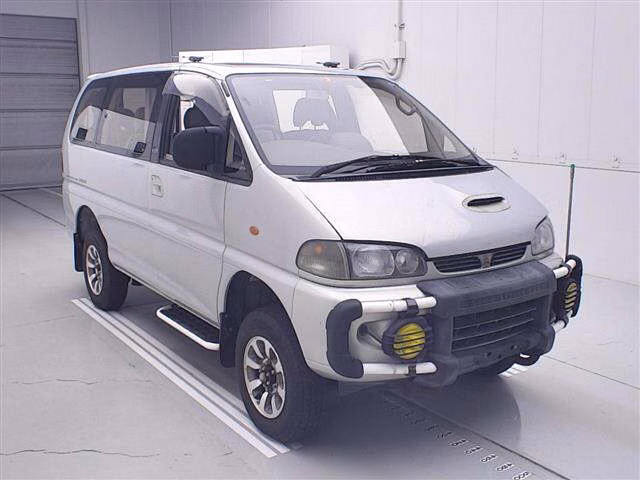 Mitsubishi Delica