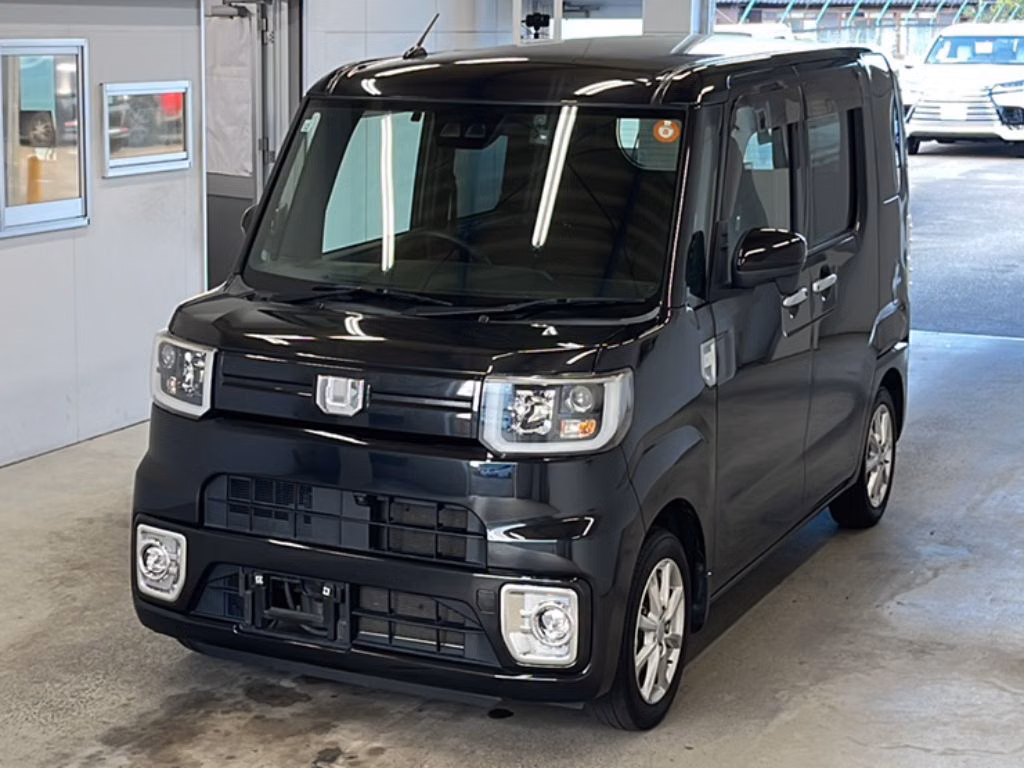 DAIHATSU WAKE