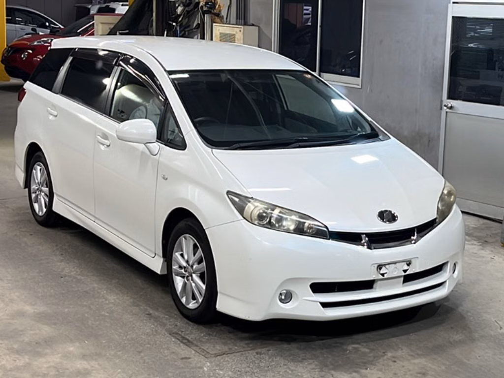 TOYOTA WISH