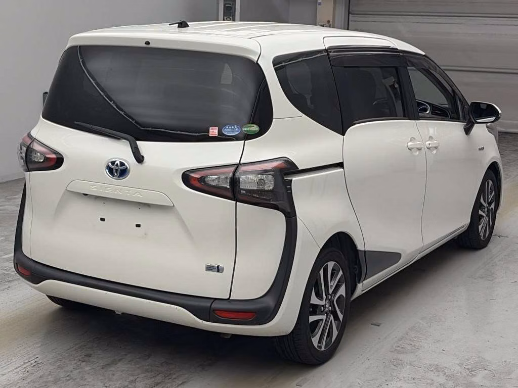TOYOTA SIENTA