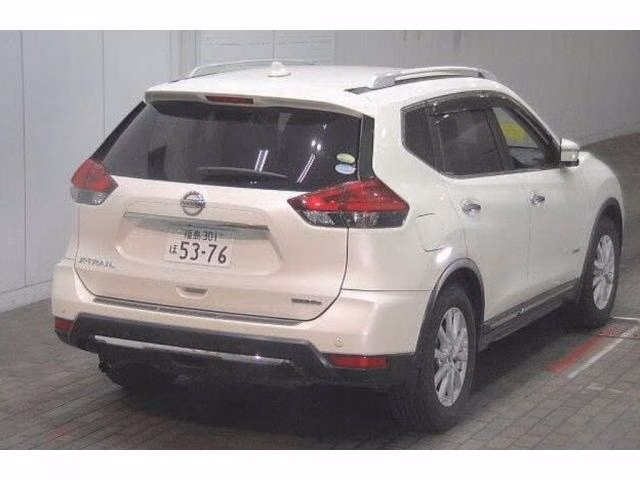 NISSAN X-TRAIL