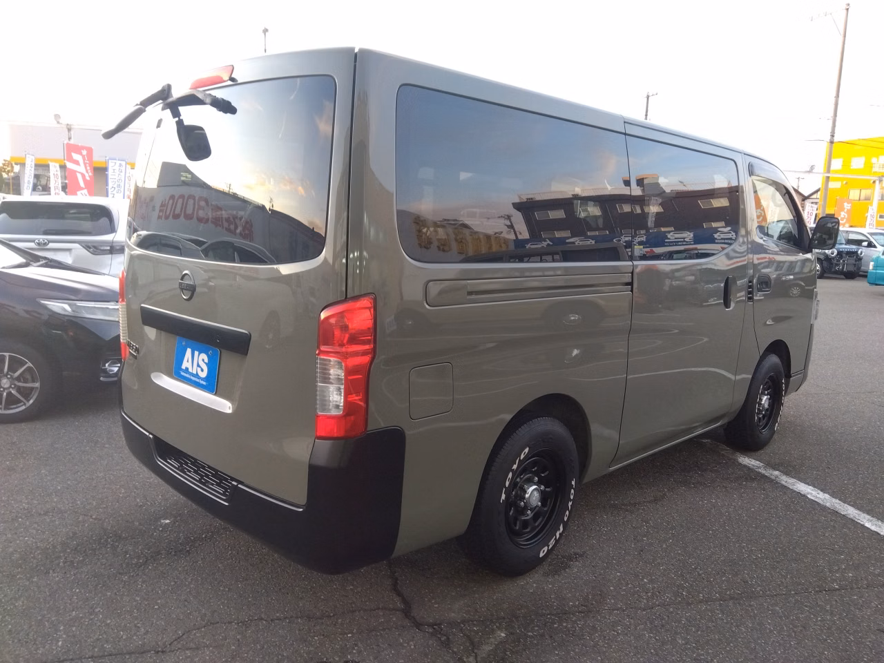 NISSAN NV350 CARAVAN