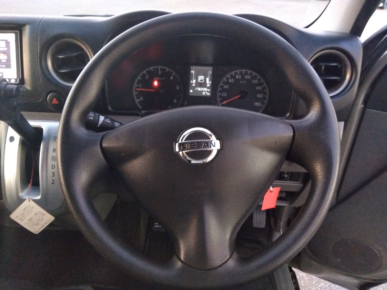 NISSAN NV350 CARAVAN