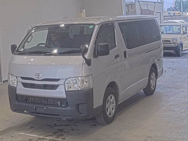 Toyota Regius Ace