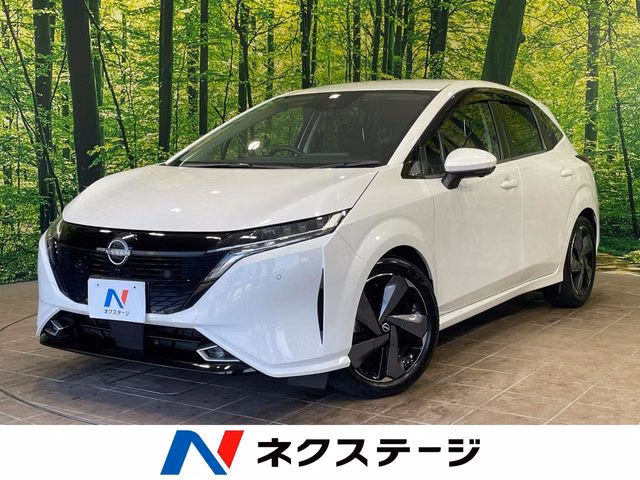Nissan Aura