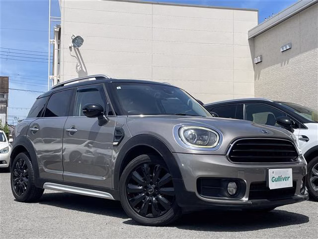 MINI CROSSOVER