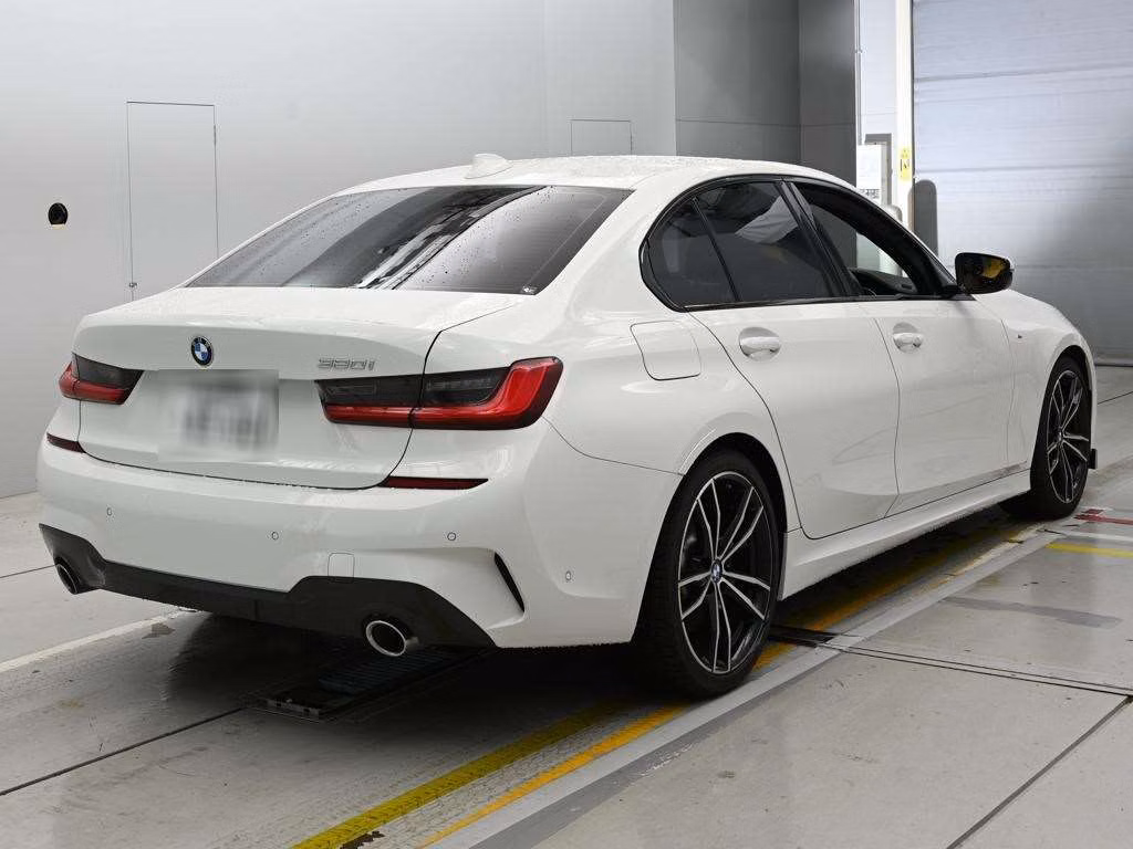 BMW 3-SERIES