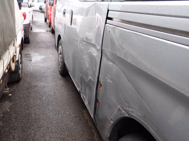 NISSAN NV350 CARAVAN