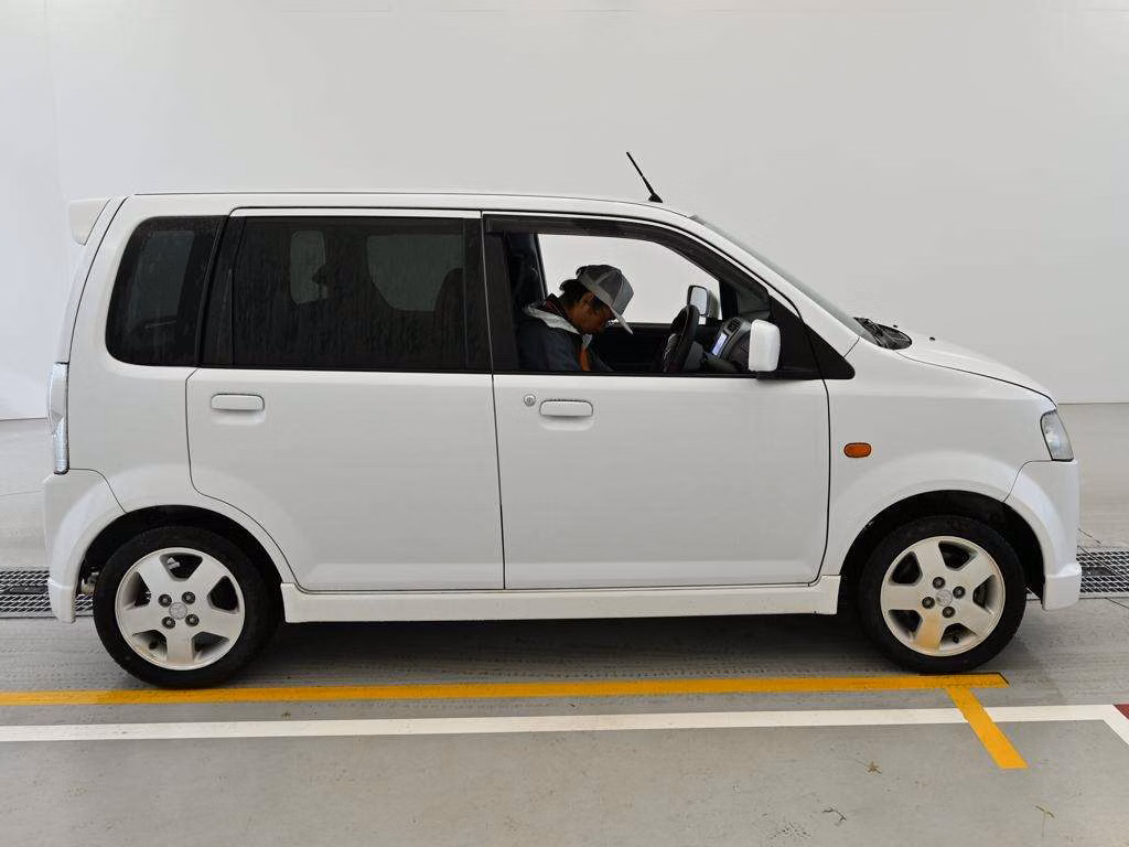 MITSUBISHI EK SPORT
