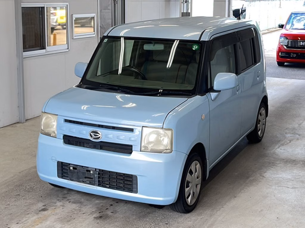 DAIHATSU MOVE CONTE
