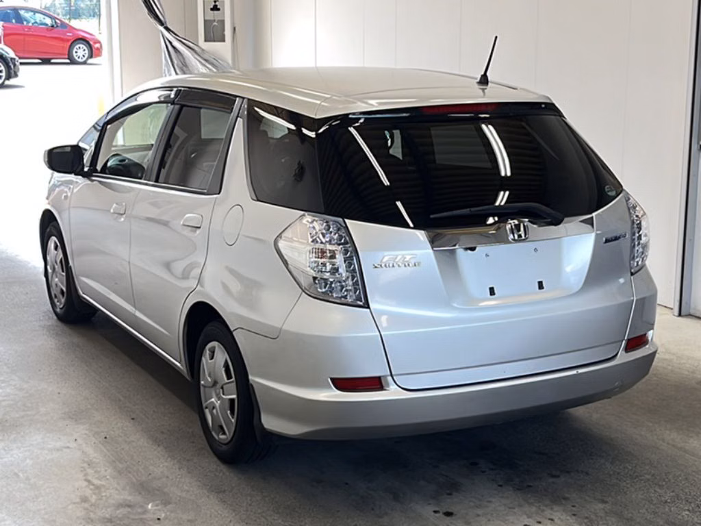 HONDA FIT SHUTTLE