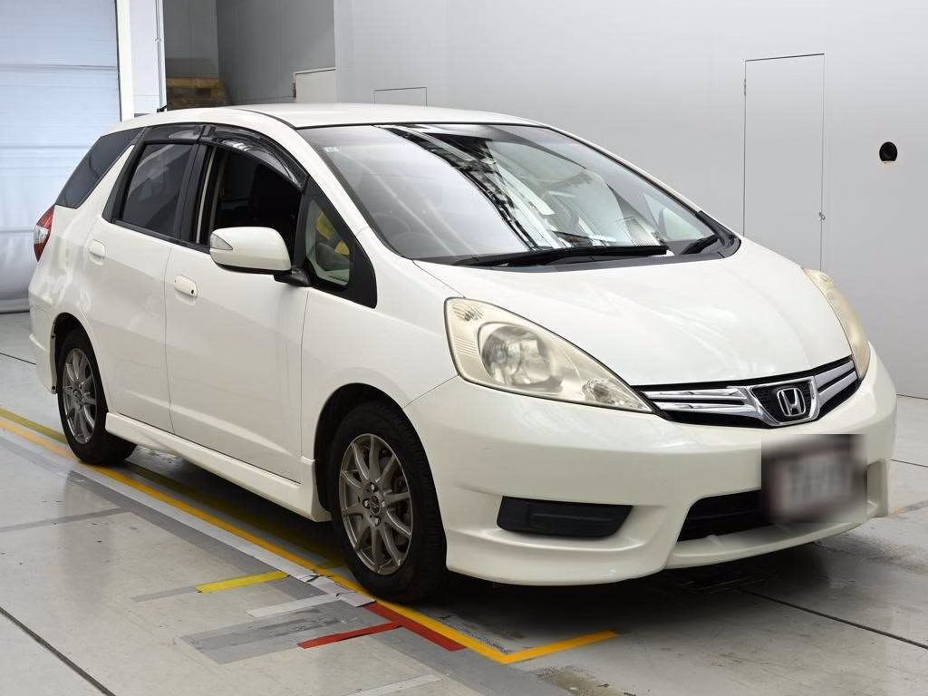 HONDA FIT SHUTTLE