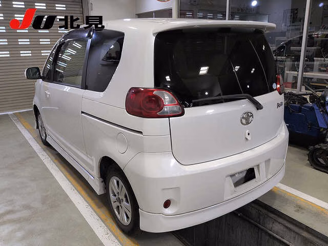 TOYOTA PORTE