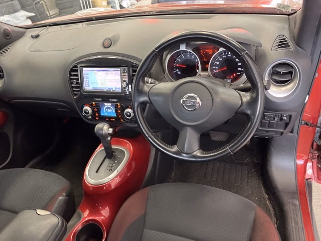 NISSAN JUKE