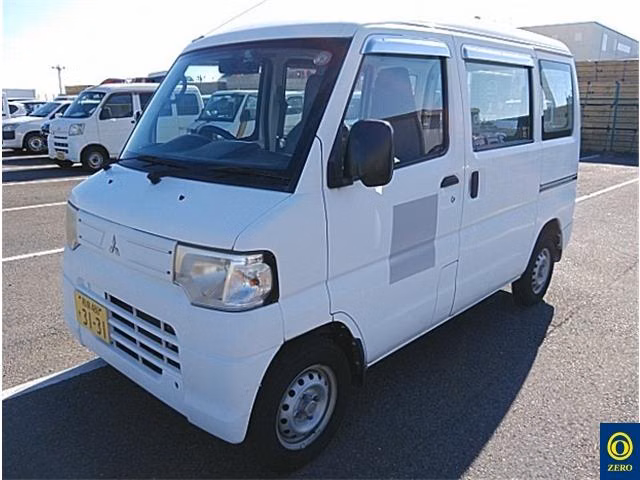 MITSUBISHI MINICAB