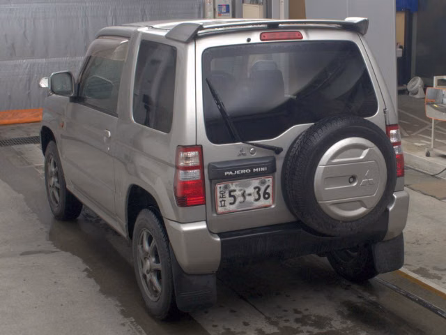 MITSUBISHI PAJERO MINI