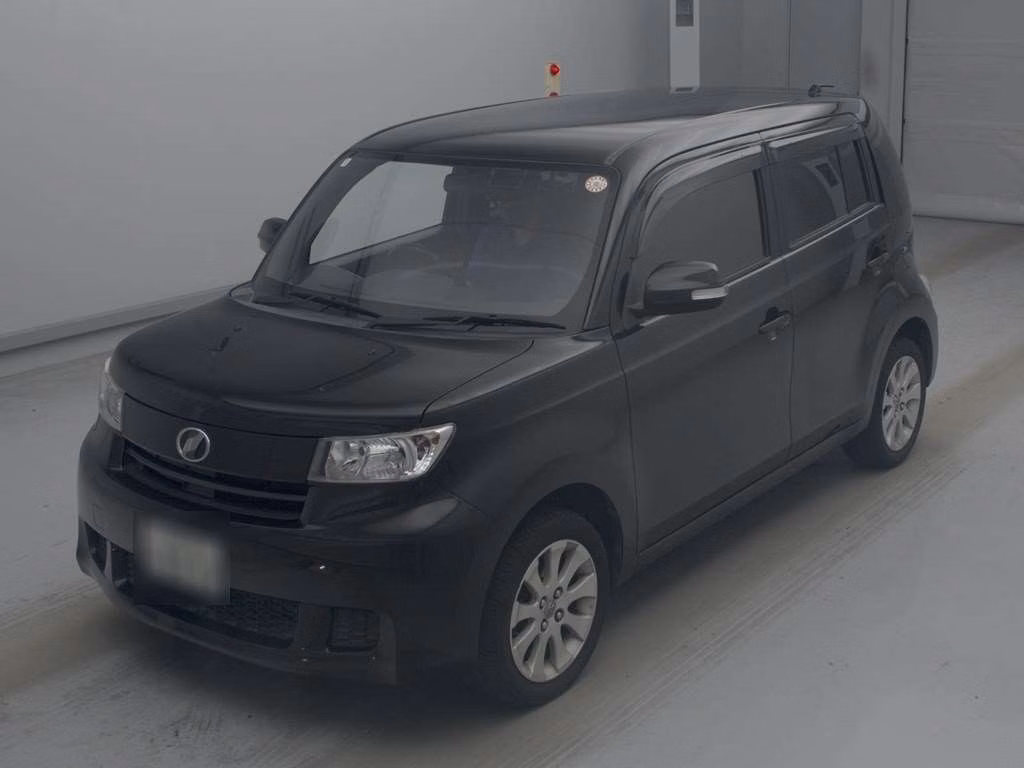 TOYOTA BB