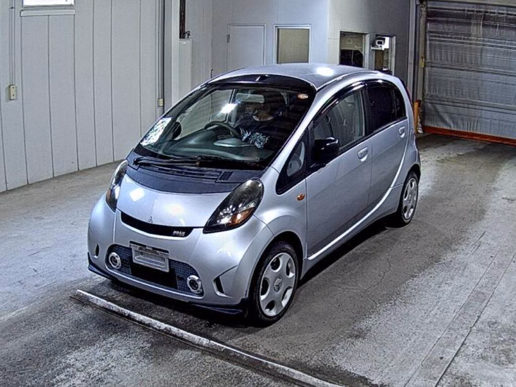 MITSUBISHI I