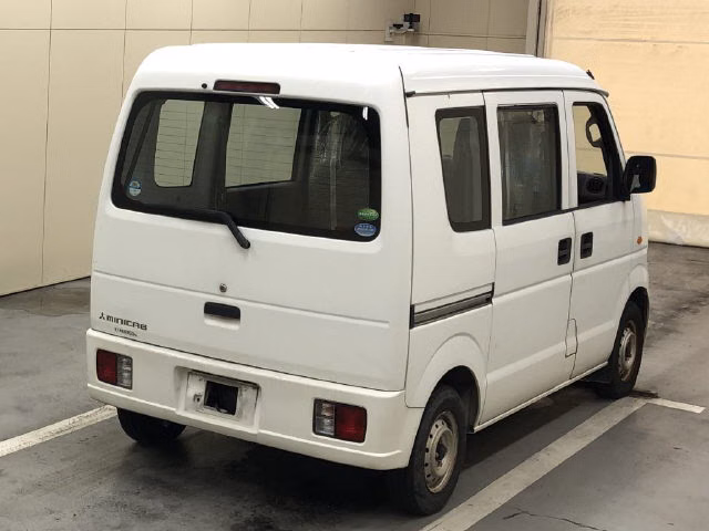 MITSUBISHI MINICAB