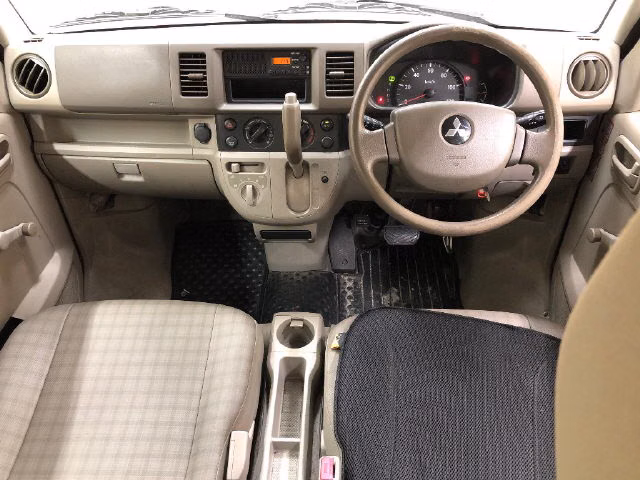 MITSUBISHI MINICAB
