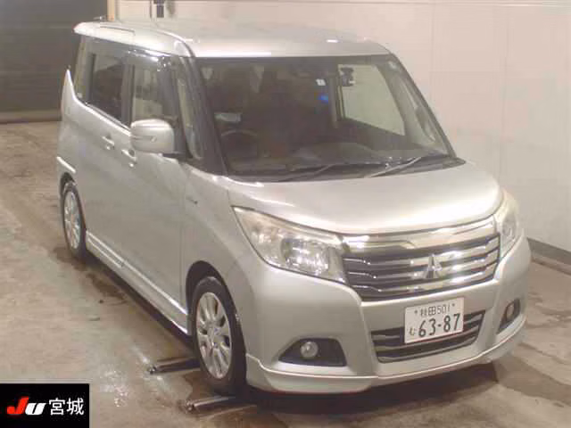 Mitsubishi Delica D:2