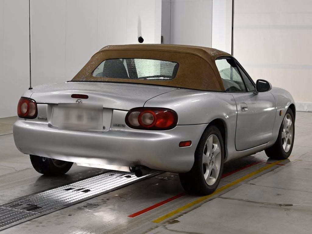 MAZDA ROADSTER