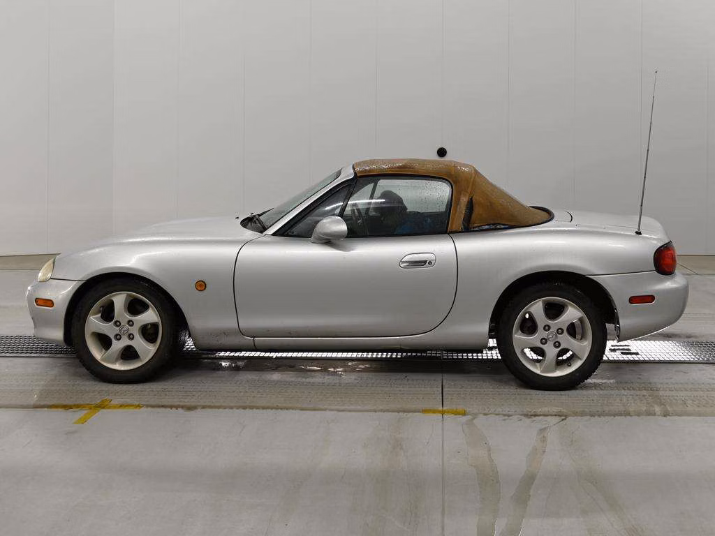 MAZDA ROADSTER