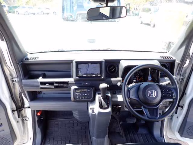 HONDA N-VAN