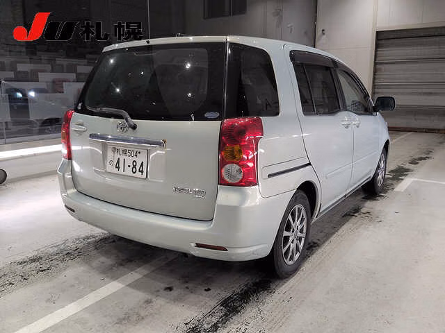 TOYOTA RAUM