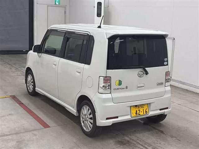 DAIHATSU MOVE CONTE