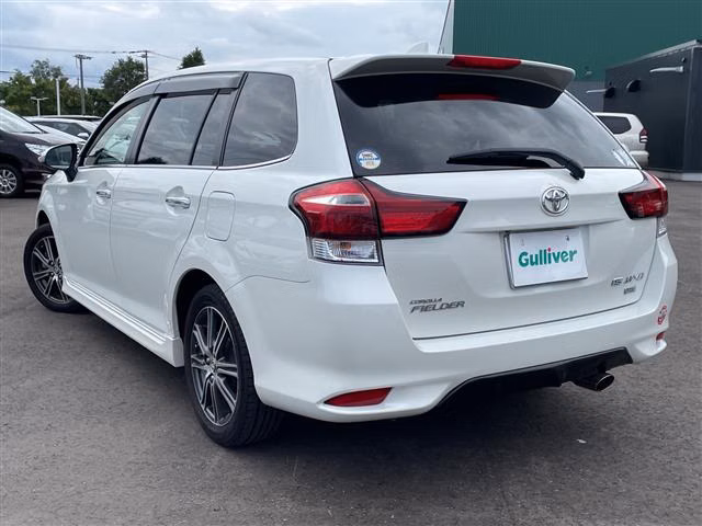 TOYOTA COROLLA FIELDER