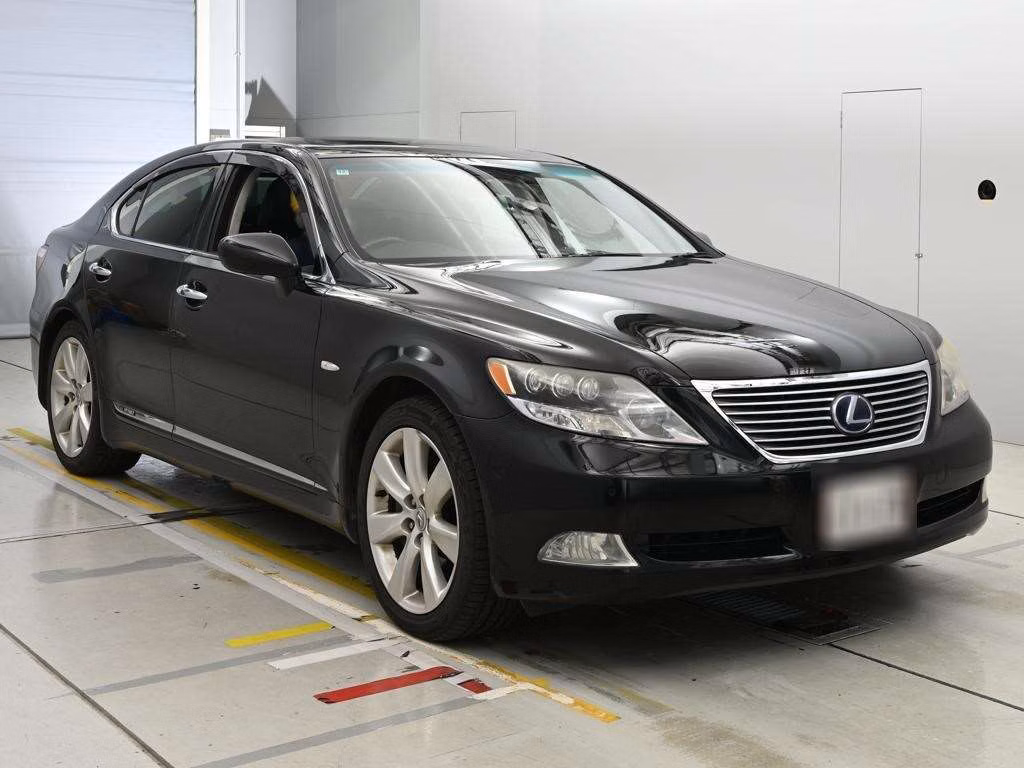 LEXUS LS600H