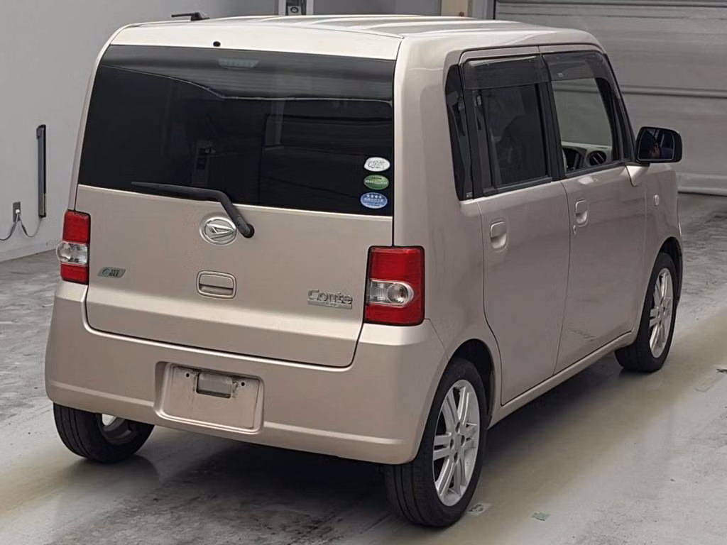 DAIHATSU MOVE CONTE