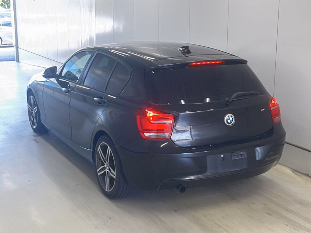 BMW 1-SERIES