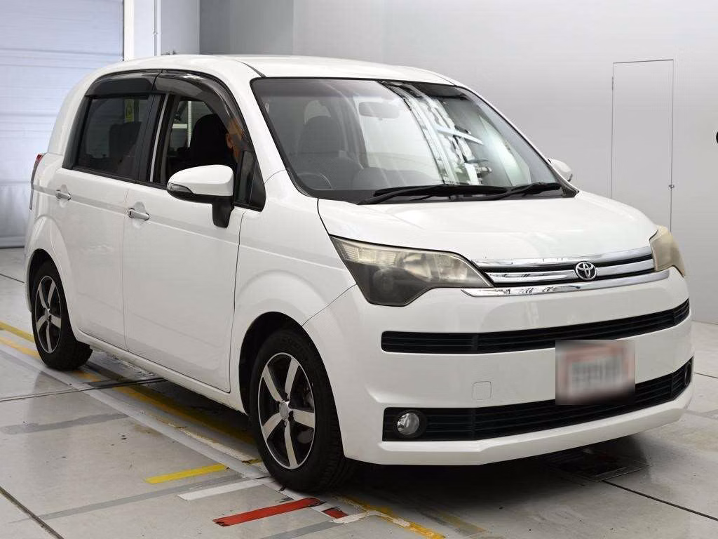 TOYOTA SPADE