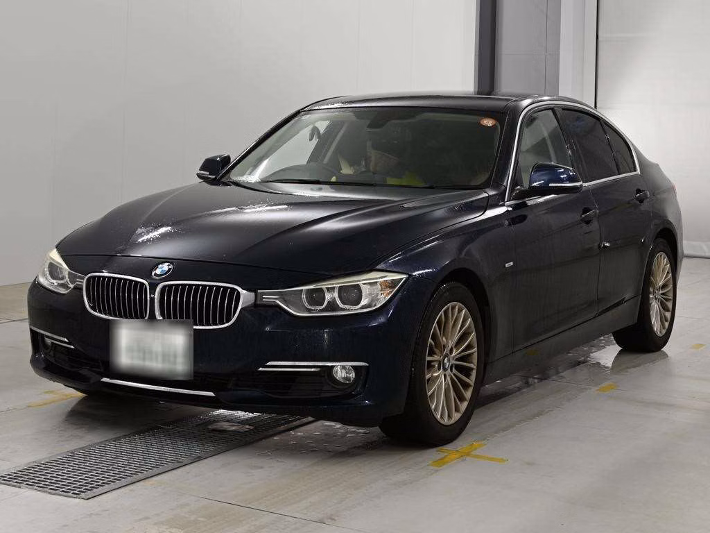 BMW 3-SERIES