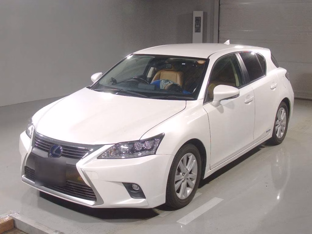 Lexus CT200h