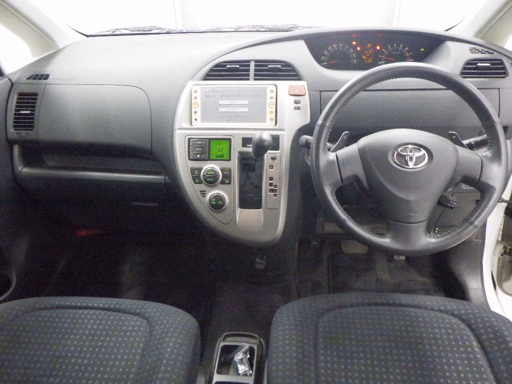 TOYOTA RACTIS