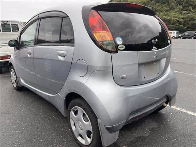 MITSUBISHI I