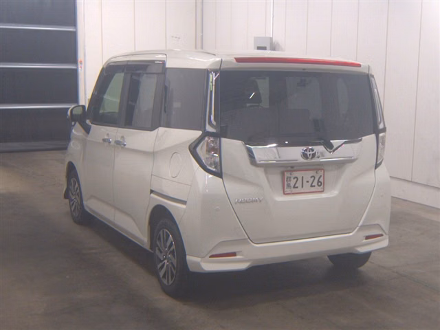 TOYOTA TANK