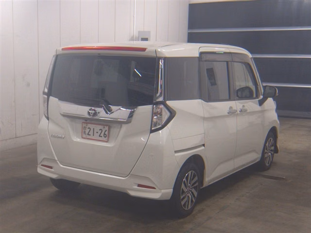TOYOTA TANK