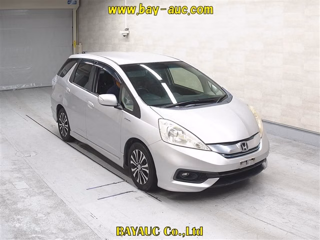 HONDA FIT SHUTTLE