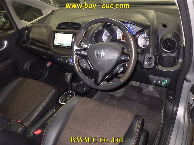 HONDA FIT SHUTTLE
