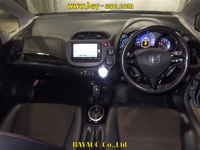 HONDA FIT SHUTTLE