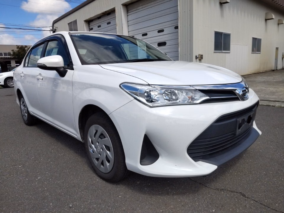 TOYOTA COROLLA AXIO