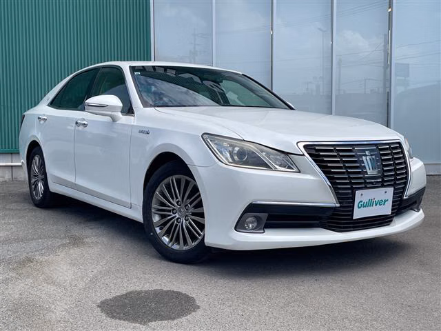 TOYOTA CROWN