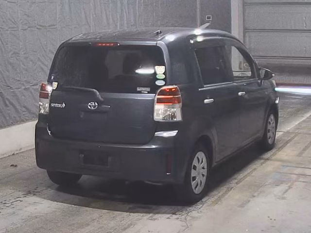 TOYOTA SPADE