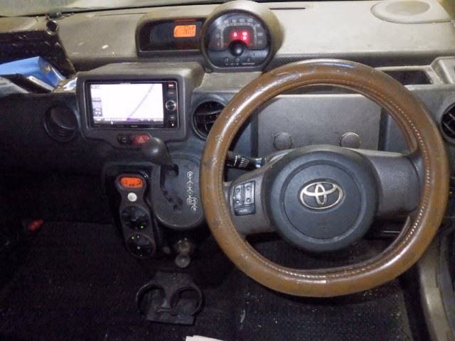 TOYOTA SPADE
